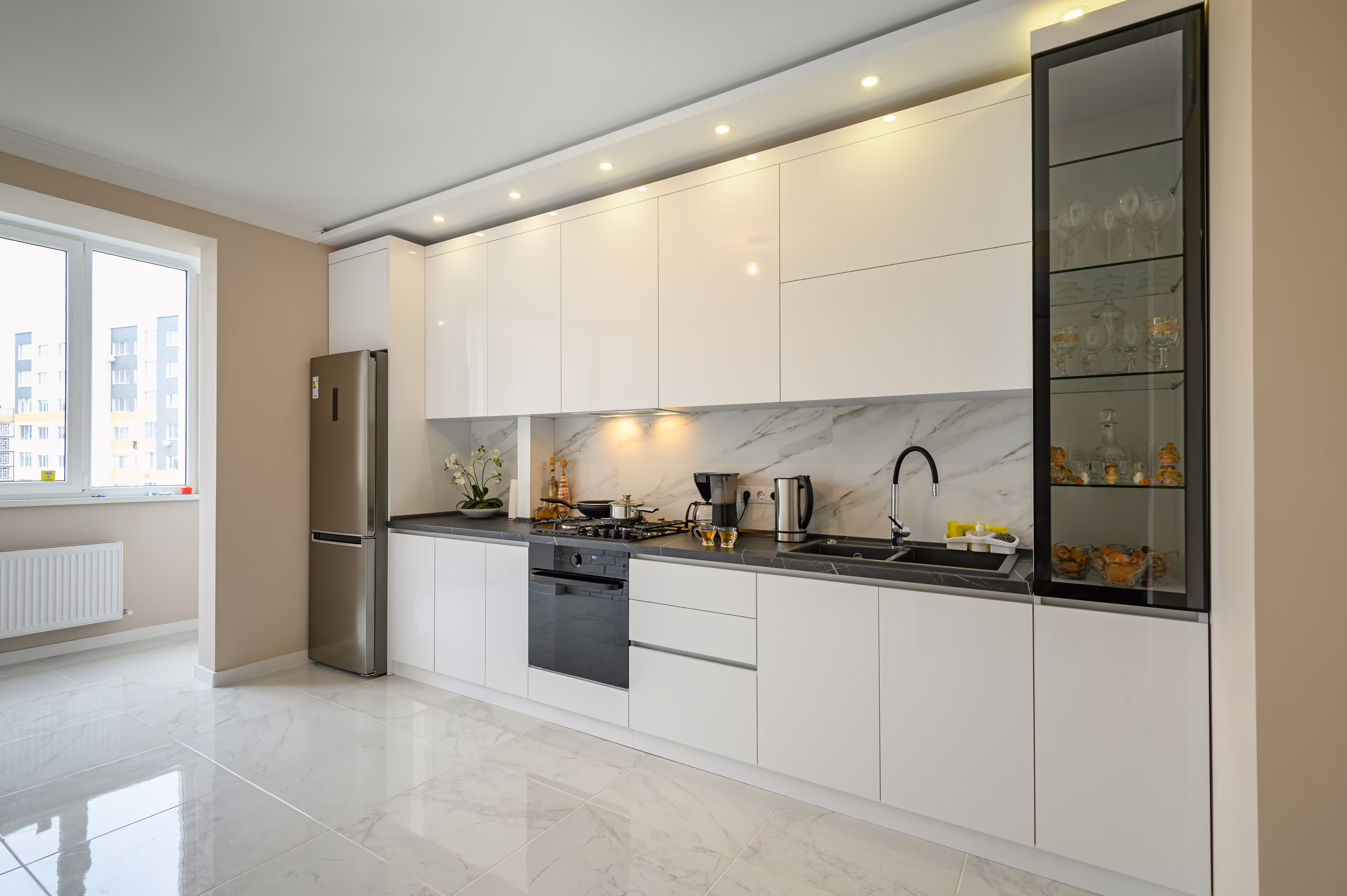 Luisnvaya Single Wall Kitchen PU Gloss Finish